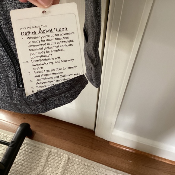 NWT Lululemon Define in Heathered black size 8 - Picture 5 of 5